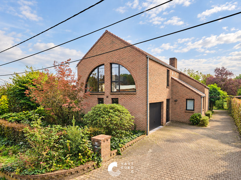 Maison à vendre à Grensstraat 44,
                    3940 Hechtel