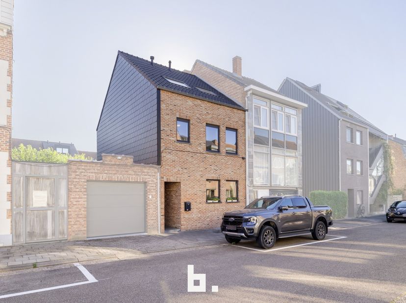 Huis te koop in Zomerstraat 43,
                    3500 Hasselt