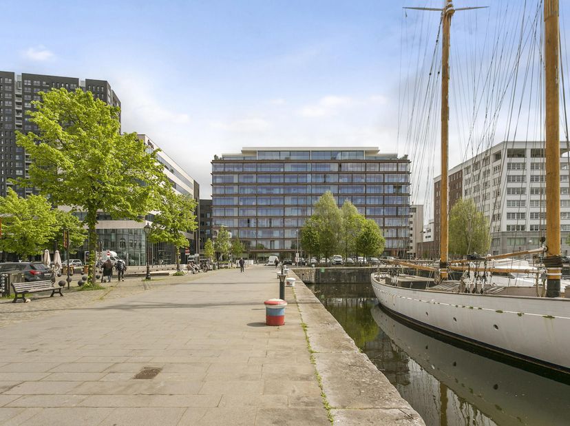 Prachtig appartement met zicht op het Willemdok en het MAS! <br />
In het nieuwbouwproject Aequor, op de 4de verdieping, bevindt zich dit royaal en lu