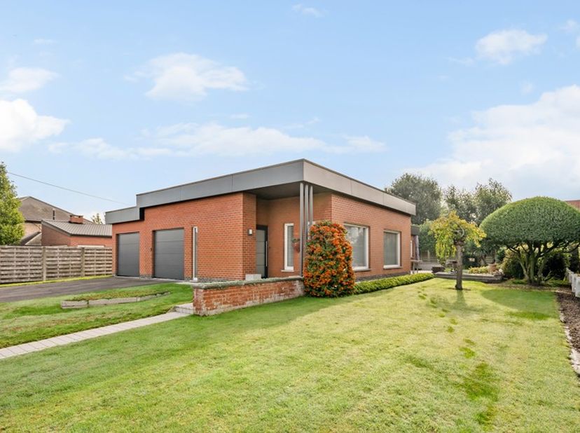 Huis te koop in Rozeveldstraat 59,
                    8820 Torhout