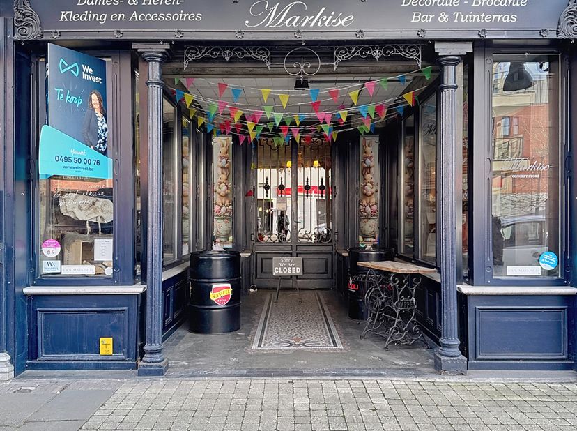 Bien professionnel à vendre
                    à 3970 Leopoldsburg