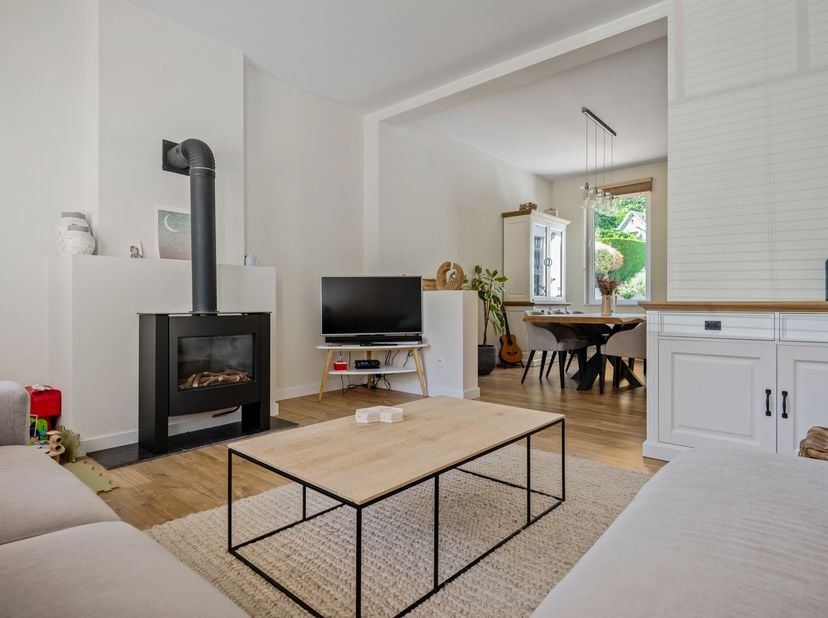 Maison 3 façades prête à emménager avec une grande terrasse et un jardin bien entretenu, idéalement située près du centre d'Everberg.<br />
Reproposit