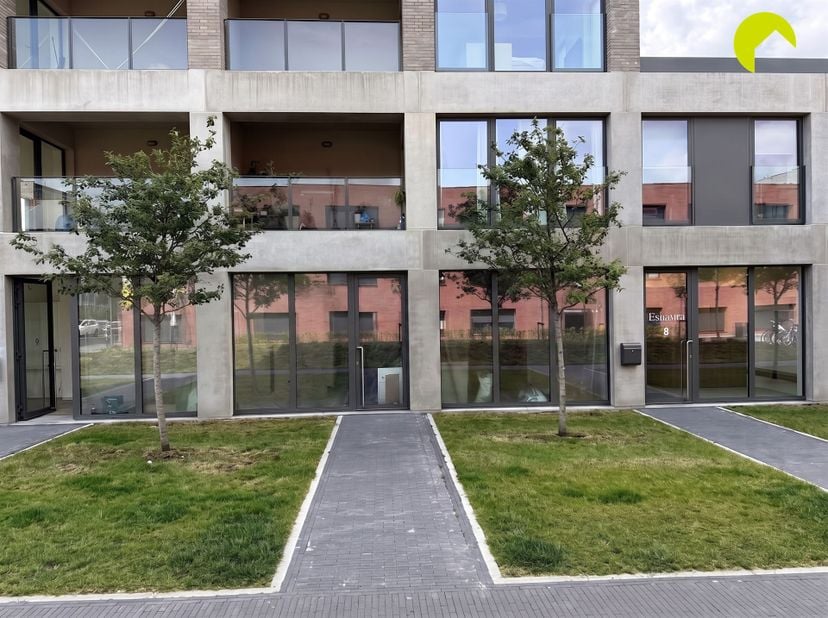 Casco kantoorruimte te huur voor vrije beroepen in nieuwbouwcomplex Stadsterras!<br />
In het prestigieuze nieuwbouwcomplex Stadsterras bevindt zich