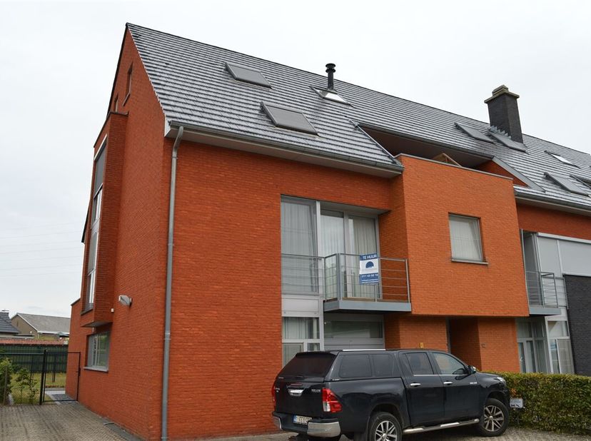 Demandez votre visite via info@optimusvastgoed.be !<br />
A louer : appartement avec 2 chambres à coucher à Zonhoven !<br />
Sur la Halveweg à Zonhove