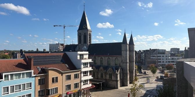 Appartement te huur in Markt 30 bus 5, 9800 Deinze