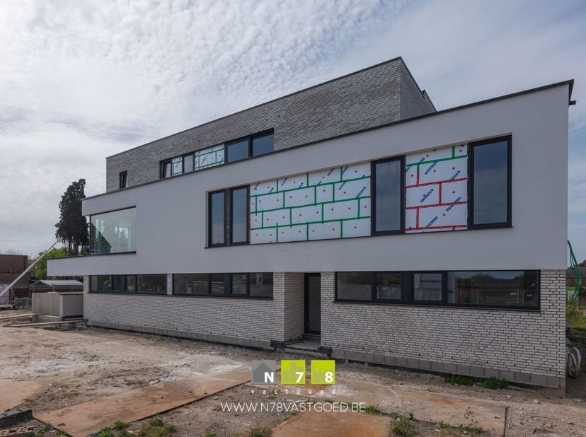 Appartement à vendre
                    à 3650 Rotem