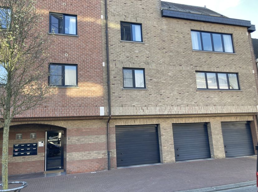 Appartement à louer
                    à 2400 Mol