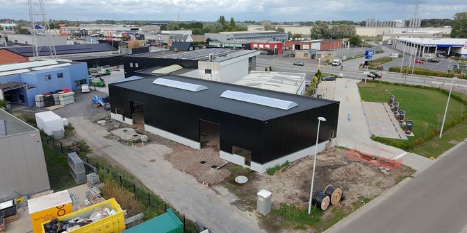 Bedrijfsvastgoed te huur in Rolariusweg 5, 8800 Roeselare