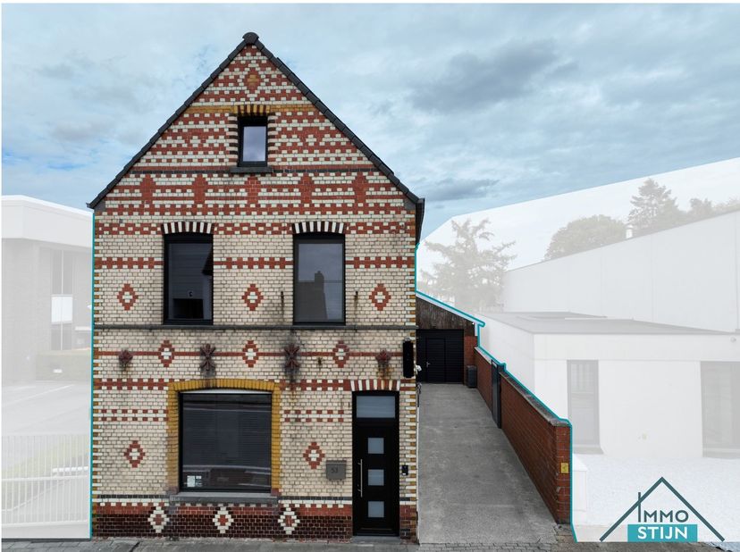 Huis te koop in Ruddervoordsestraat 53,
                    8210 Zedelgem