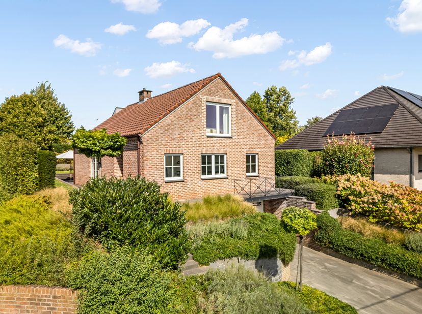 Huis te koop in Alsembergstraat 9,
                    3001 Heverlee