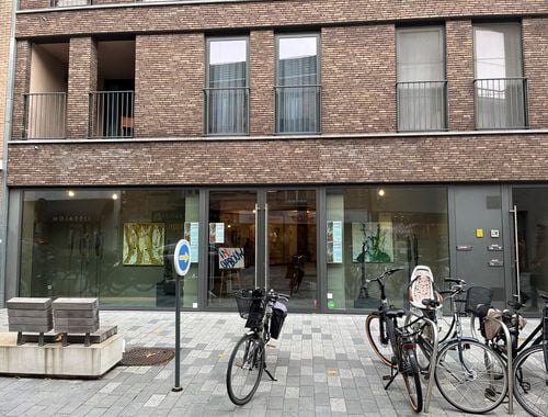                                         Rez-de-chaussée commercial à louer à Lommel, € 3.950
