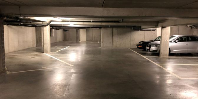 Garage te huur in Dreef 1 - STP, 9850 Merendree