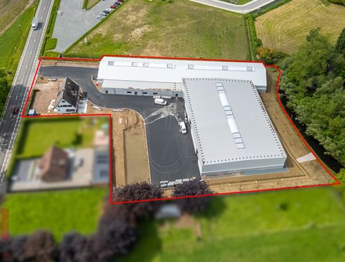                                         Bedrijfsgebouw te huur in Wichelen, € 6.750

