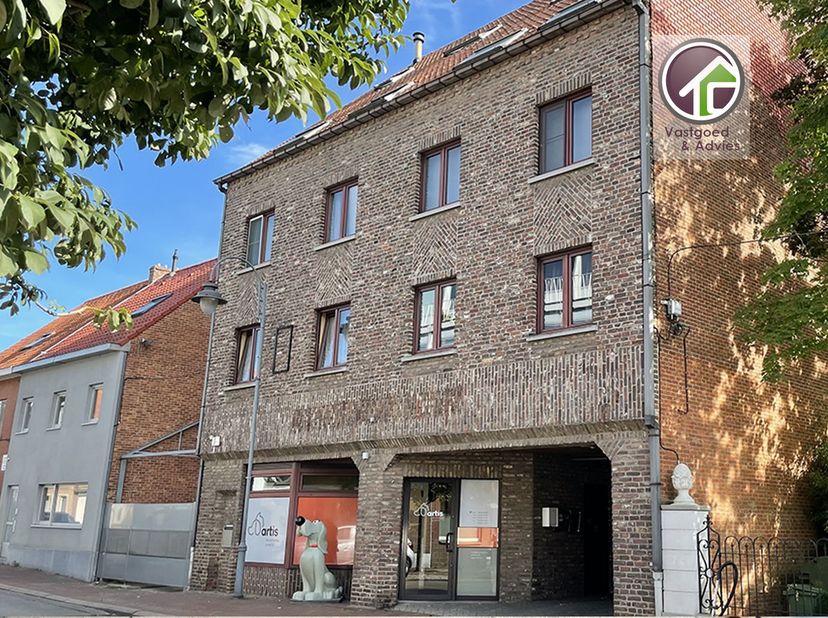 DORPSSTRAAT 38/4.1:&amp;nbsp;<br />
Dakappartement met 2 slaapkamers in Centrum Diepenbeek.&amp;nbsp;<br />
<br />
Boek hier je bezichtiging:&amp;nbsp;KLIK HIER<b
