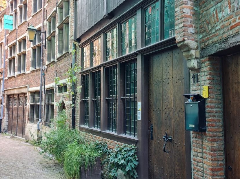 Appartement à louer
                    à 2000 Antwerpen