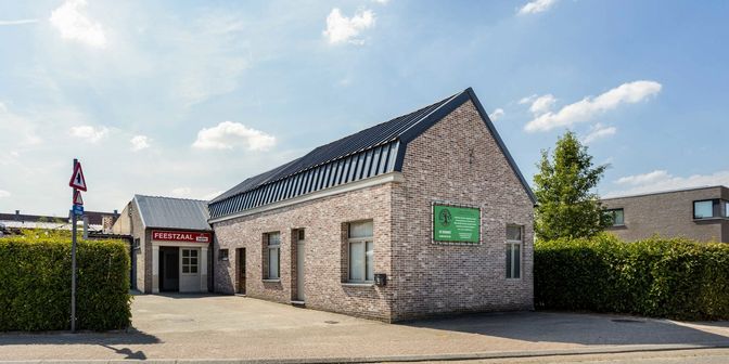 Bedrijfsvastgoed te koop in Nonnenbosstraat 13, 9340 Wanzele
