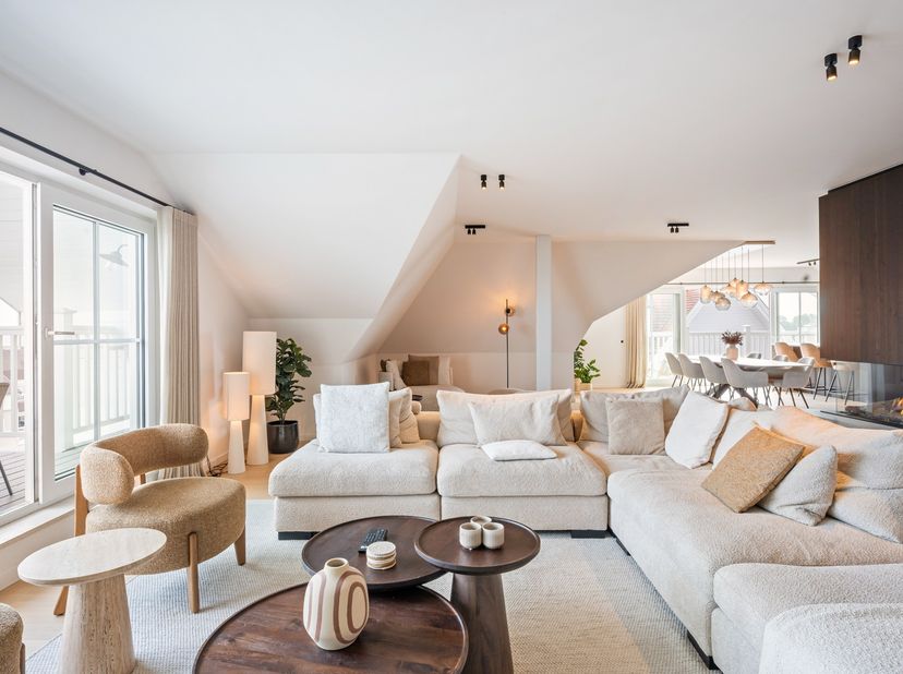 Gelegen op een absolute toplocatie aan de Belgische kust bevindt zich deze uitzonderlijke penthouse in het hart van Nieuwpoort. U geniet hier van een
