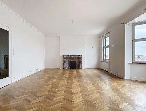                                         Appartement à louer à Bruxelles, € 3.325
