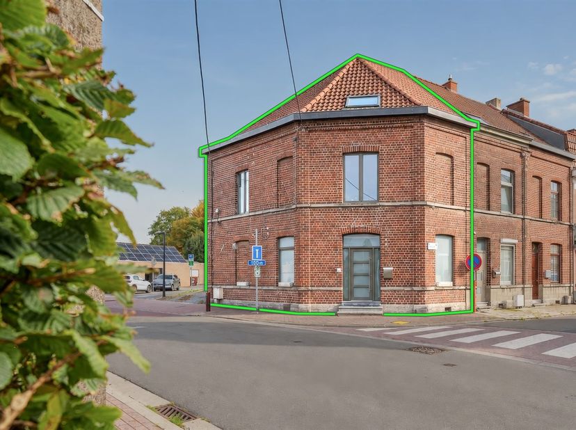 Huis te koop in ,
                    7640 Antoing