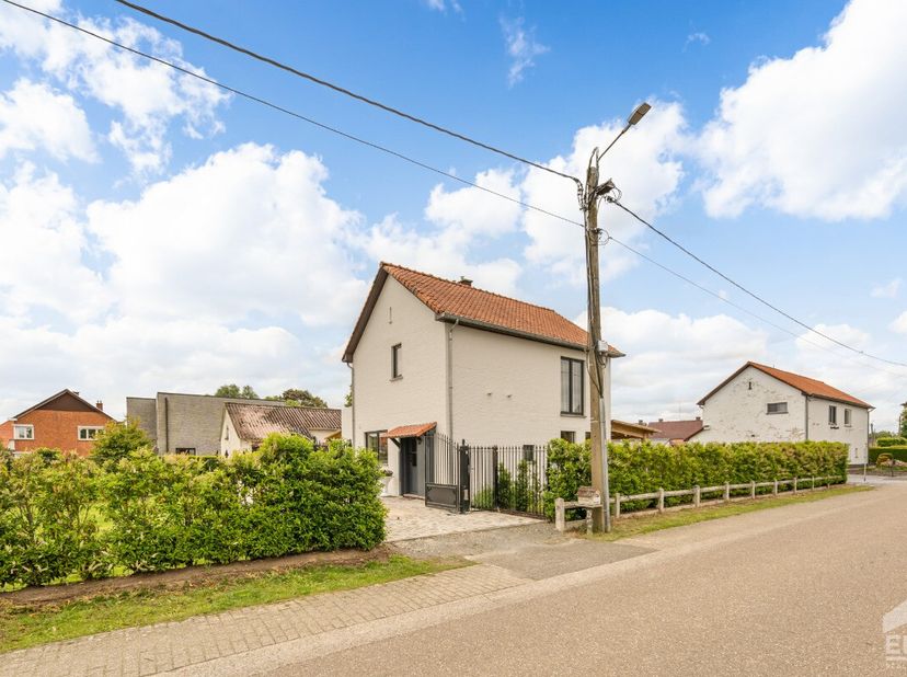 Huis te koop in Oude Straat 49,
                    3540 Herk-de-Stad