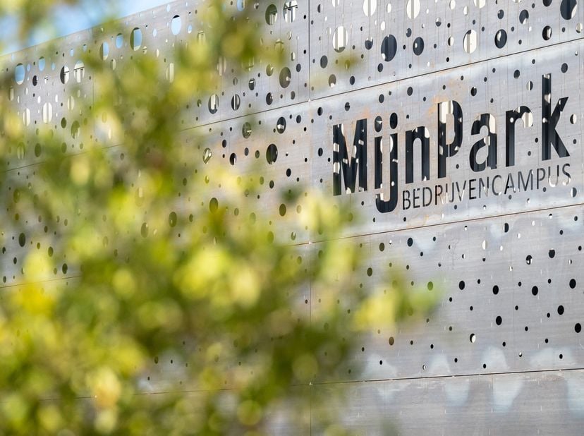 Bedrijfsvastgoed te koop in Centrum-Zuid 1217,
                    3530 Helchteren