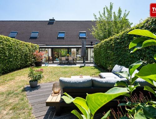                                         Woning te koop in Sint-Amandsberg, € 525.000
