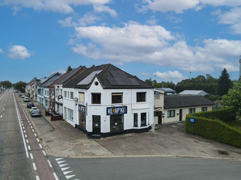 Bedrijfsvastgoed te koop in Halveweg 24,
                    3520 Zonhoven