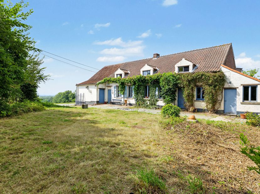 Huis te koop in ,
                    1541 Sint-Pieters-Kapelle