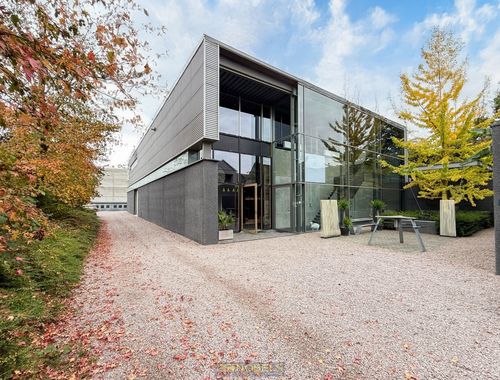                                         Entrepôt avec bureau à vendre à Oudenaarde, € 495.000
