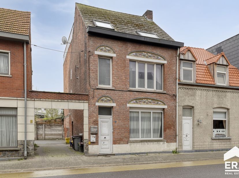 Huis te koop in Martelarenstraat 5,
                    2400 Mol