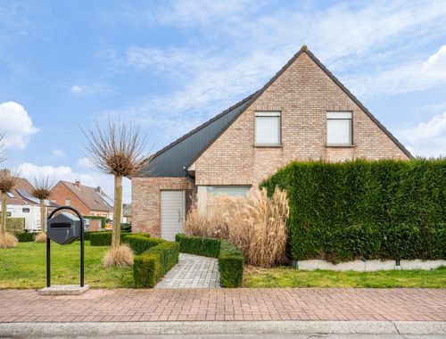                                         Maison à vendre à Gullegem, € 395.000

