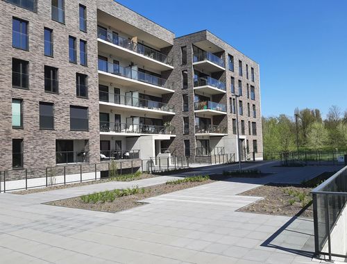                                        Appartement te huur in Hemiksem, € 1.050
