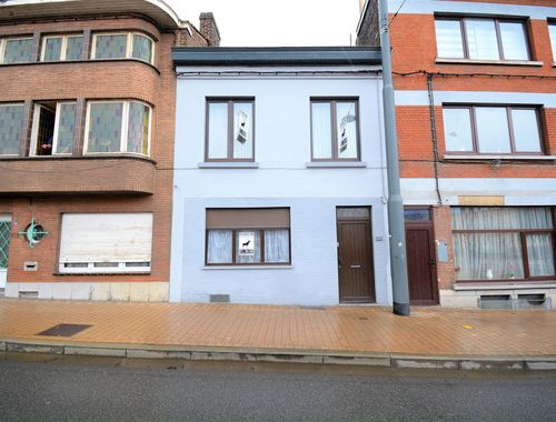                                         Woning te koop in Dampremy, € 109.000
