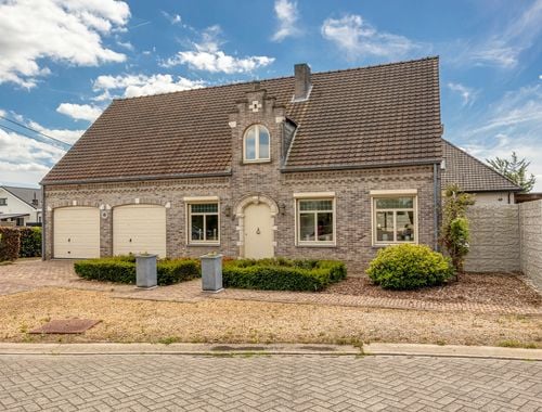                                         Woning te koop in Oevel, € 515.000
