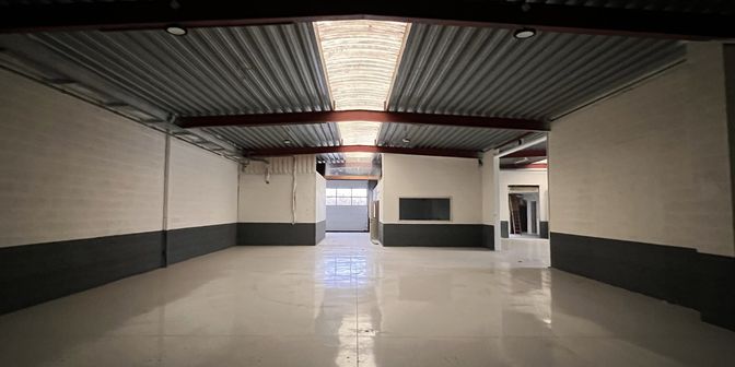 Bedrijfsvastgoed te koop in Nijverheidspark 3, 3580 Beringen