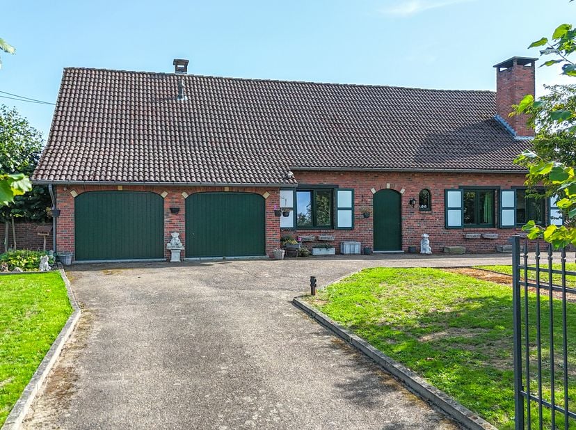 Huis te koop in Kortenbosstraat 1,
                    3800 Sint-Truiden