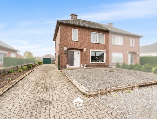                                         Woning te koop in Maaseik, € 246.000

