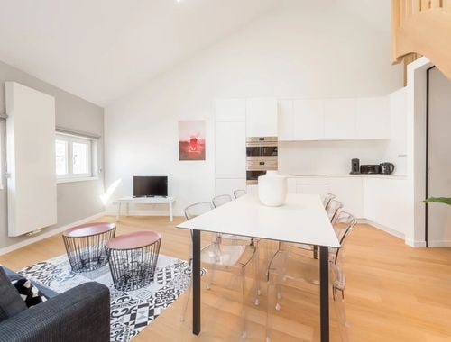                                         Appartement te huur in Elsene, € 1.810
