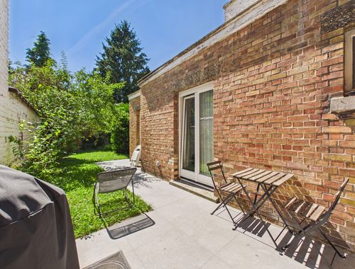                                         Appartement à louer à Uccle, € 1.250
