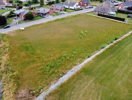                                         Grond te koop in Deux-Acren, € 200.000
