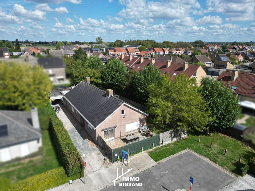Huis te koop in Ter Hulst 12,
                    8880 Ledegem