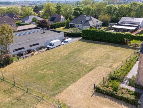                                         Terrain à bâtir à vendre à Kaster, € 149.000
