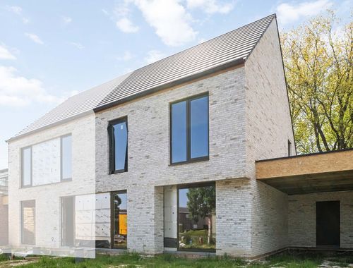                                         Maison à vendre à Heule, € 470.100
