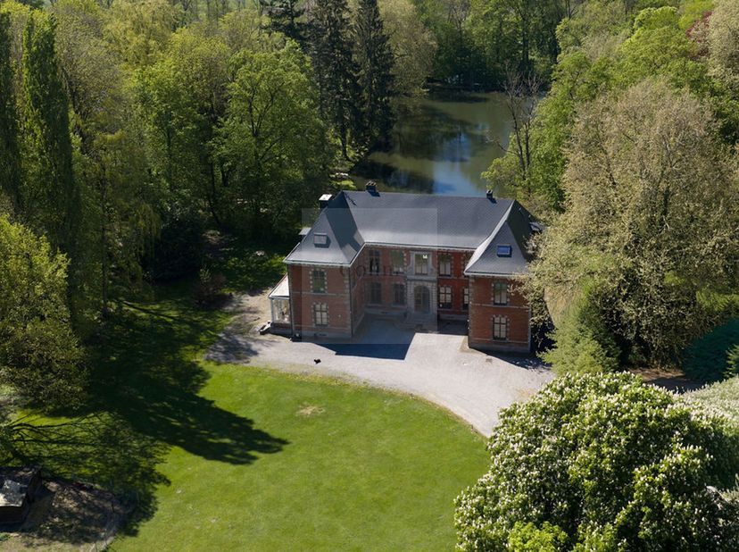 Huis te koop
                    in 7170 Fayt-lez-Manage