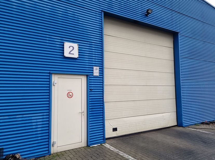 Bien professionnel à louer
                    à 3500 Hasselt