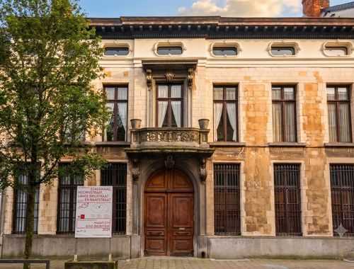                                         Studio met slaaphoek te koop in Antwerpen, € 275.000
