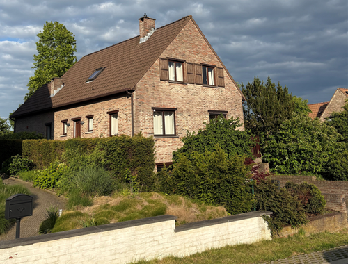                                         Maison à louer à Vossem, € 2.300
