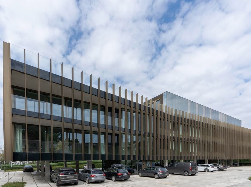 Boek een gemeubileerde kantoorruimte met service voor bedrijven van elke grootte in Regus Pottelberg<br />
<br />
Dit aanbod omvat een eigen kantoorru