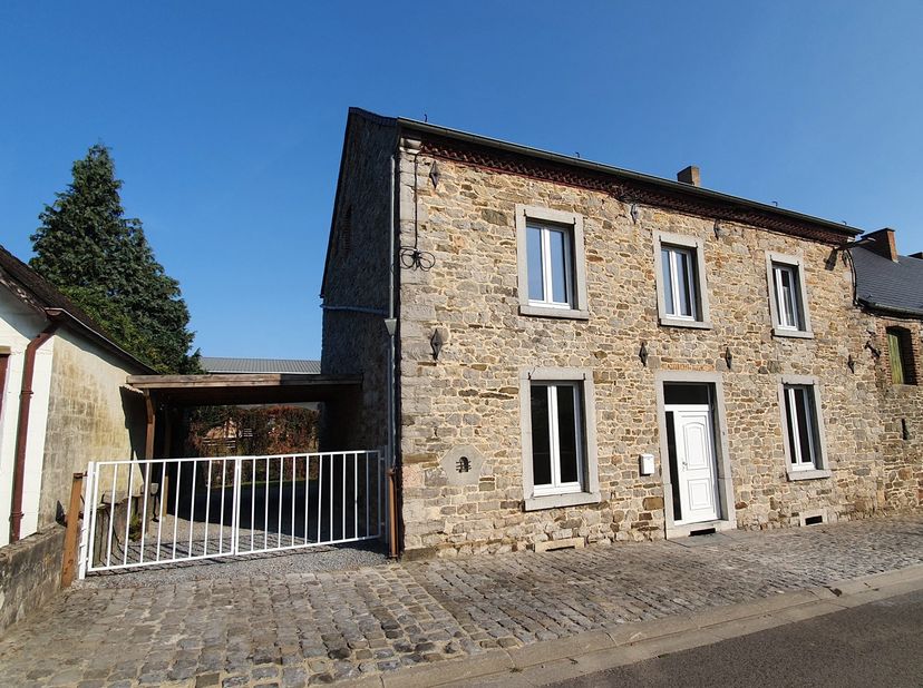 Huis te huur
                    in 5540 Hermeton-sur-Meuse