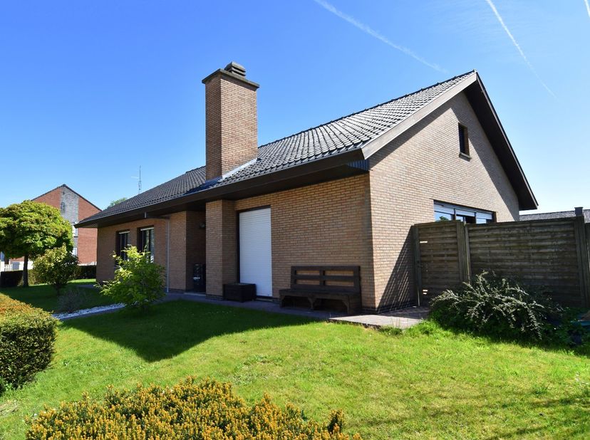 Huis te koop in ,
                    8880 Ledegem